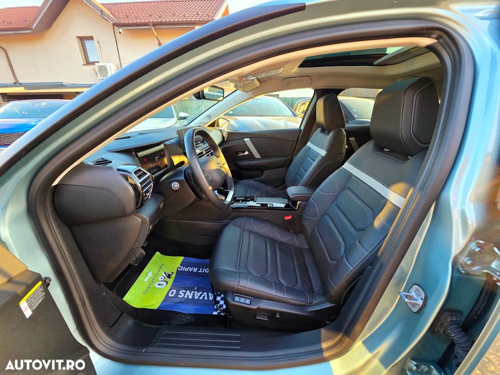 Citroën C4 PureTech 130 Stop&Start EAT8 PLUS - 24