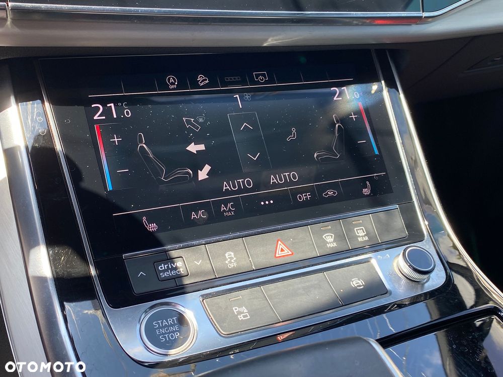 Audi Q7 55 TFSI mHEV Quattro S Line Tiptr - 29