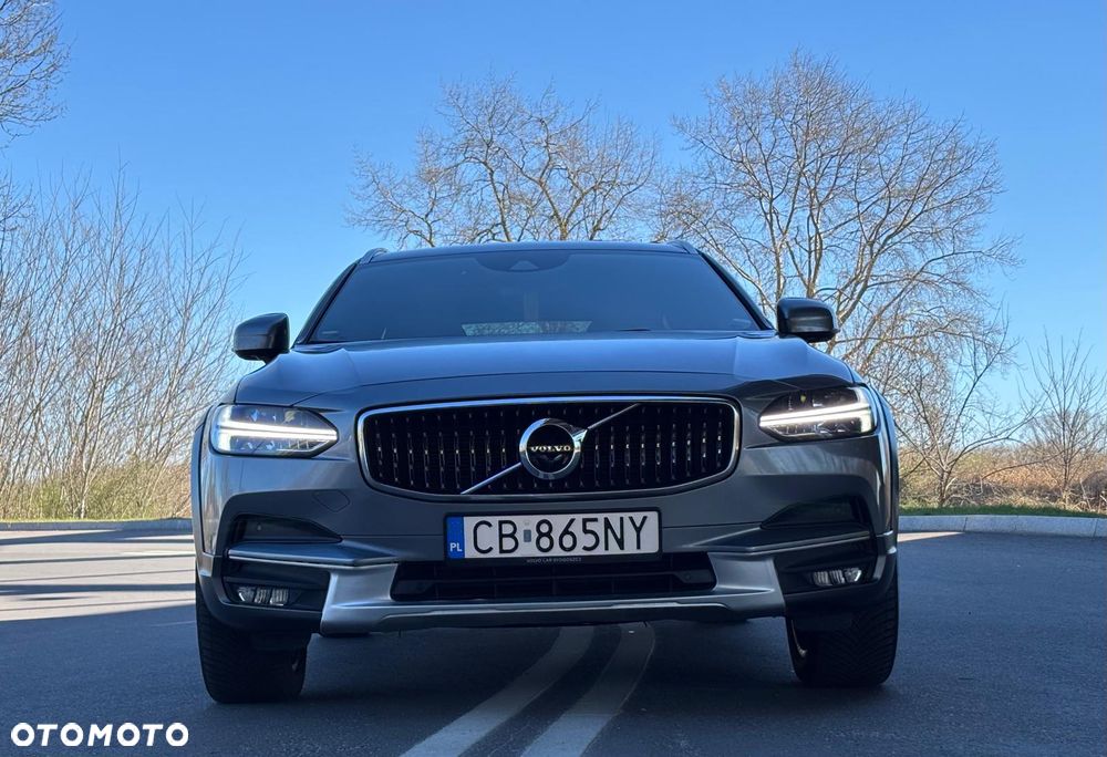 Volvo V90 Cross Country D4 AWD Geartronic Pro - 2