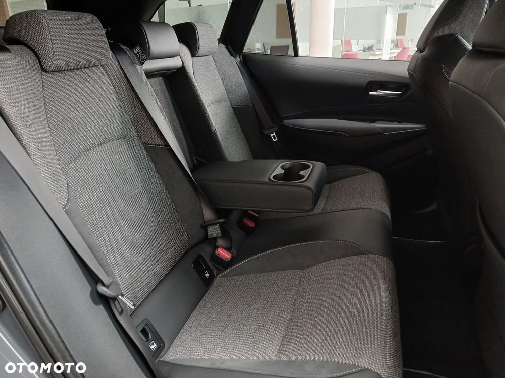 Toyota Corolla 1.8 Hybrid Style - 13