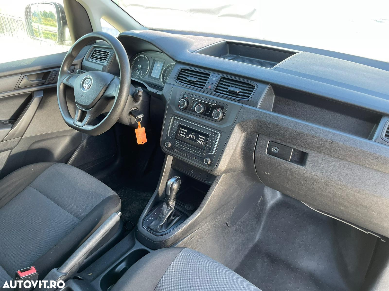 Volkswagen Caddy 2.0 TDI DSG - 3