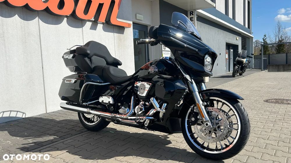 Harley-Davidson Touring Street Glide - 2