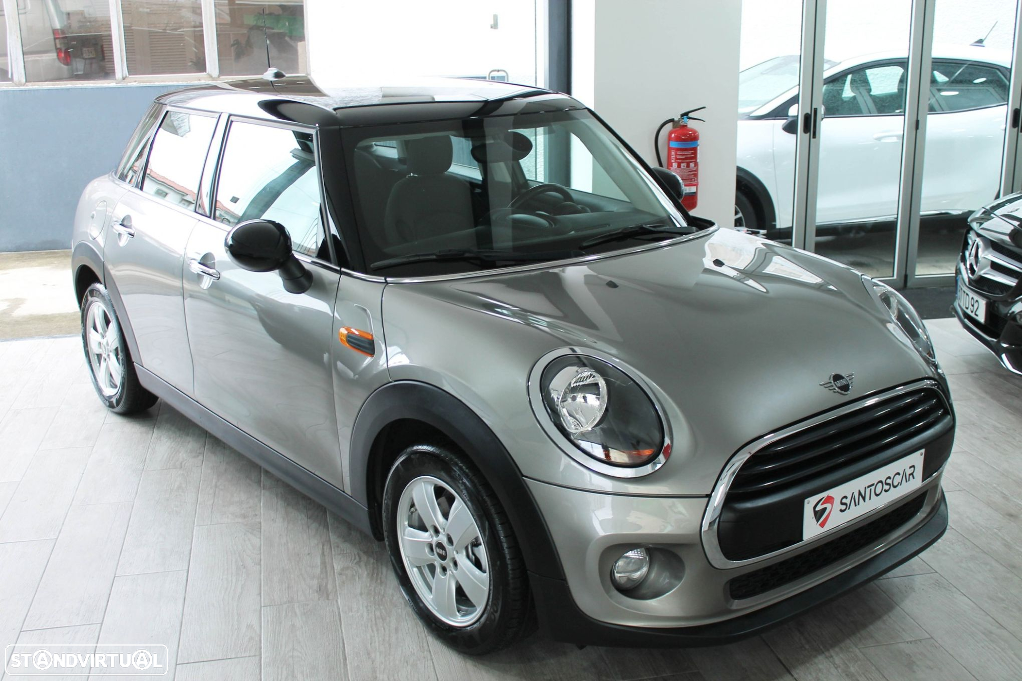 MINI 5 Portas One D - 4