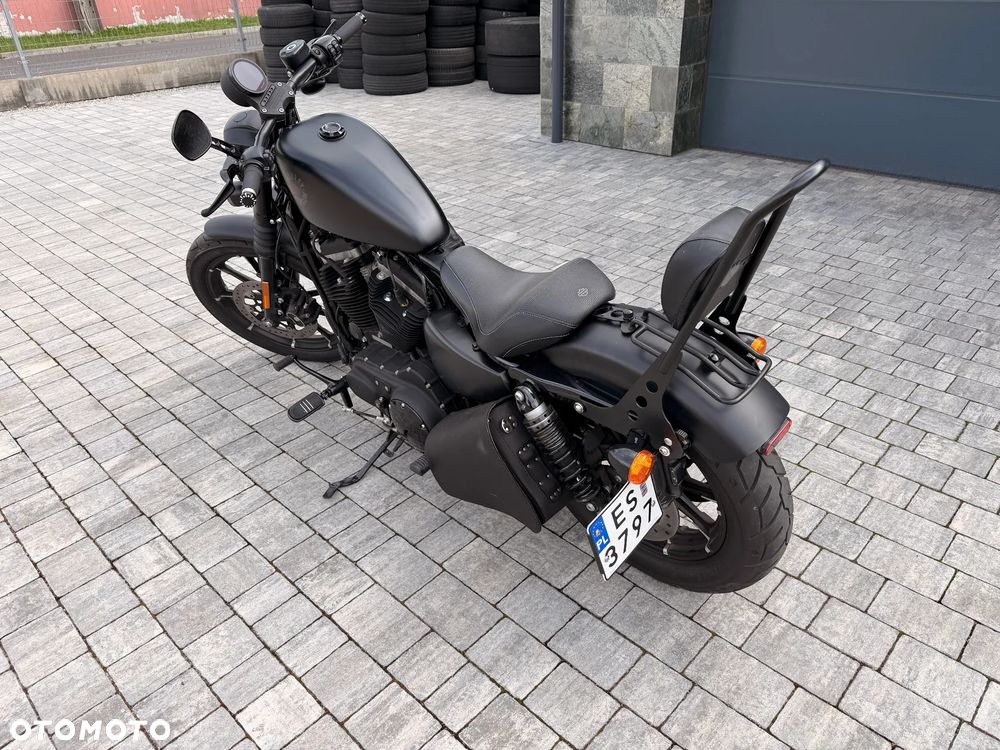 Harley-Davidson Sportster Iron 883 - 10