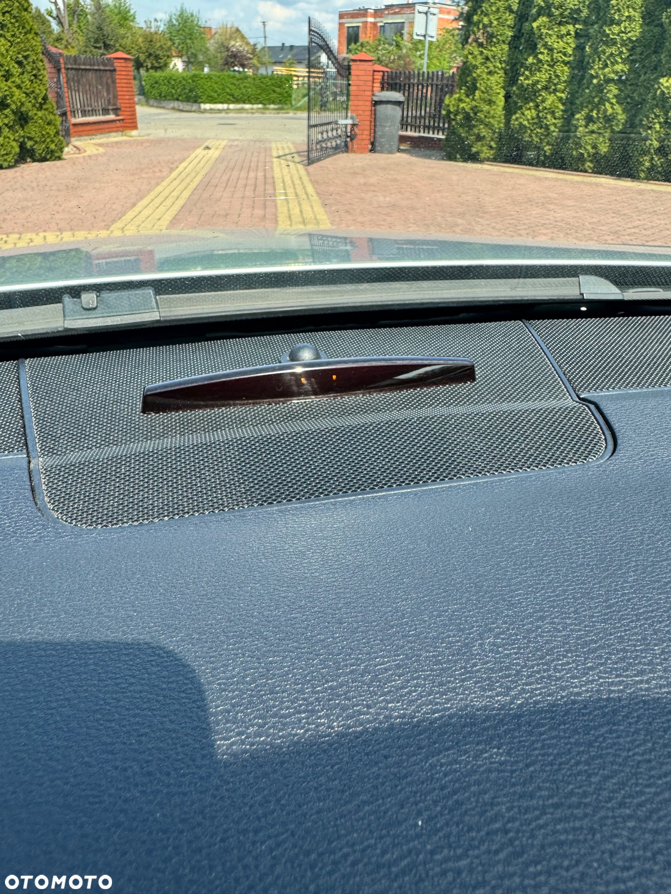 Mercedes-Benz Klasa E 350 CGI Cabrio BlueEFFICIENCY 7G-TRONIC Avantgarde - 38