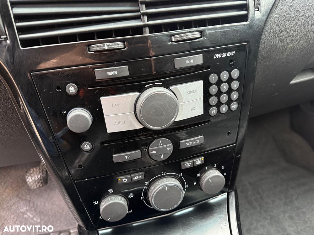 Opel Astra 1.7 CDTI DPF Cosmo - 23