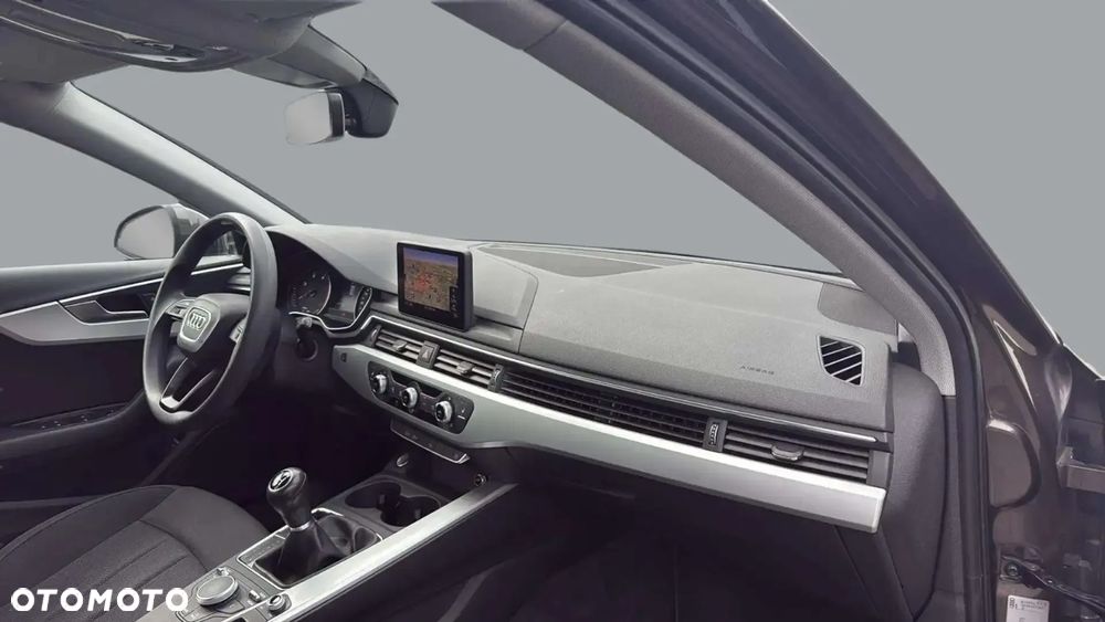 Audi A4 Avant 2.0 TDI - 7