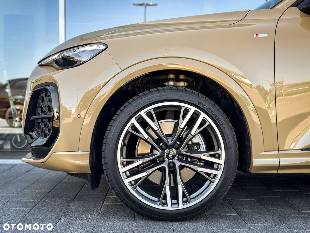 Audi Q5 Sportback - 6