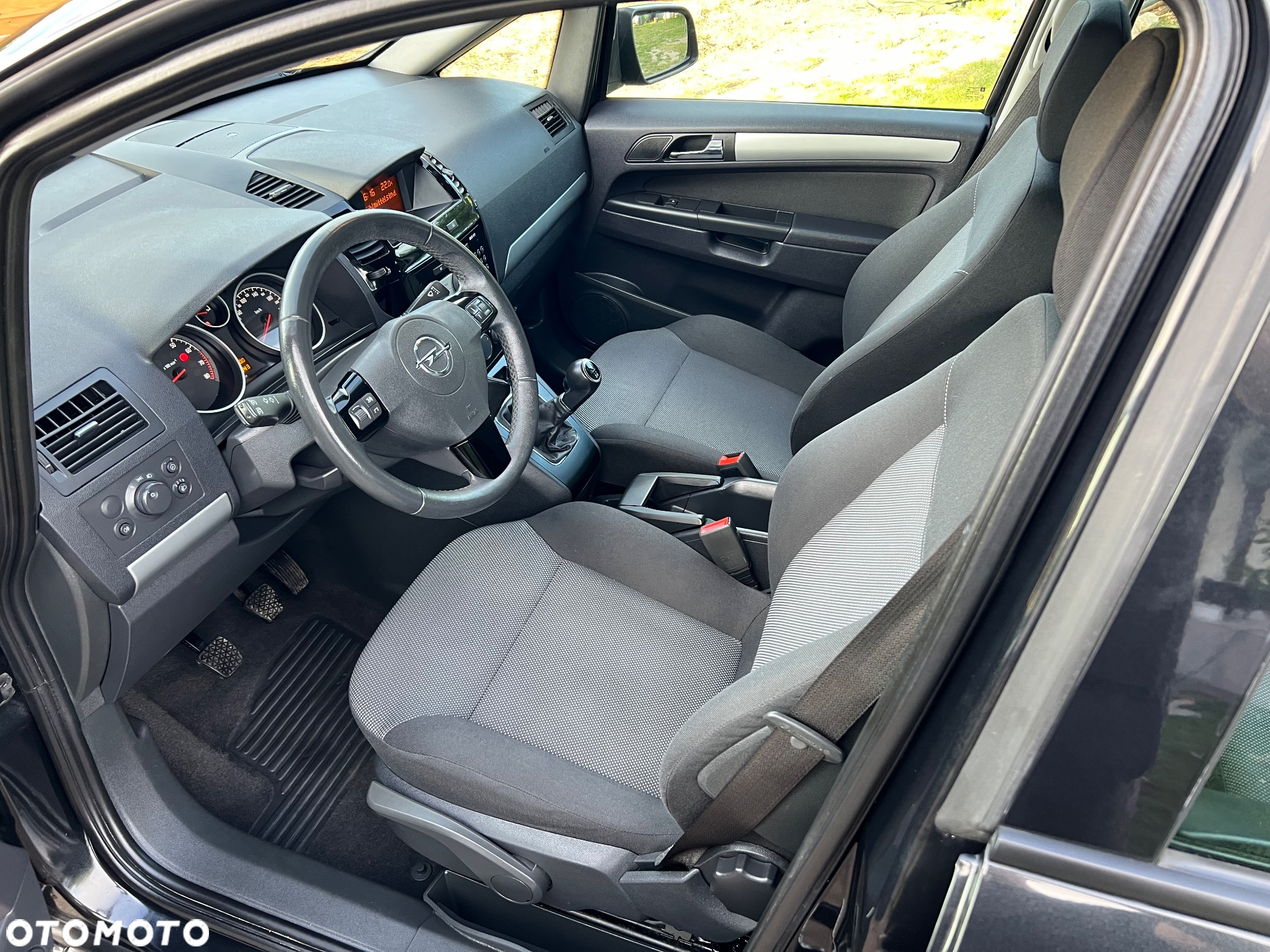 Opel Zafira 1.6 ECOFLEX Family - 16