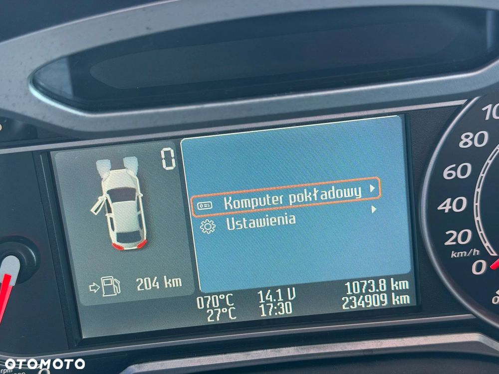 Ford S-Max - 10