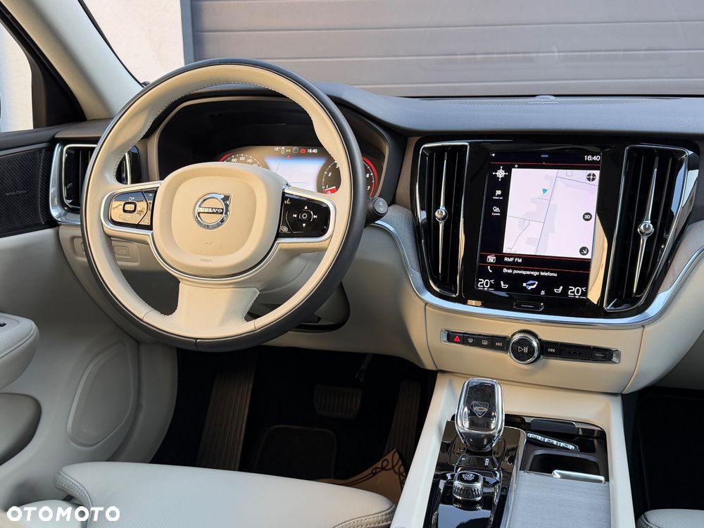 Volvo V60 B4 B DKG Inscription - 6