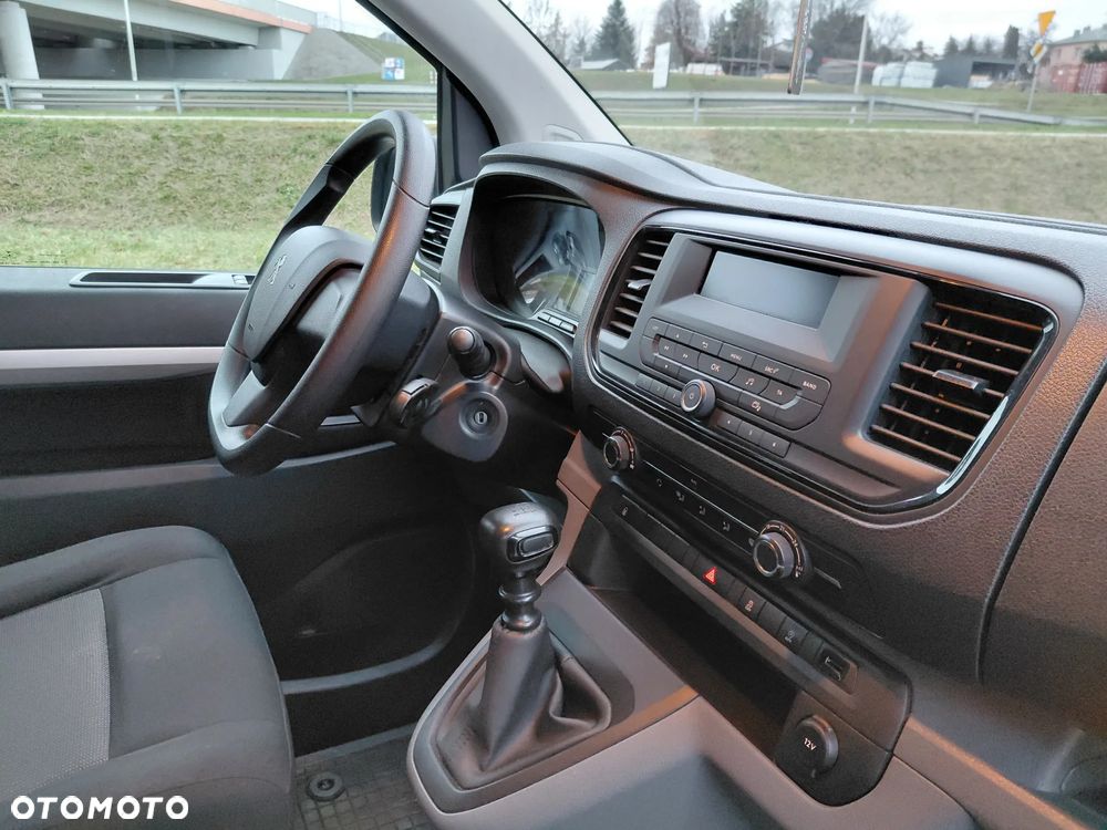 Peugeot Expert - 8