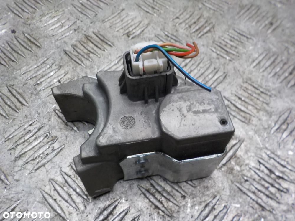 HYUNDAI IX35 BLOKADA KIEROWNICY - 2