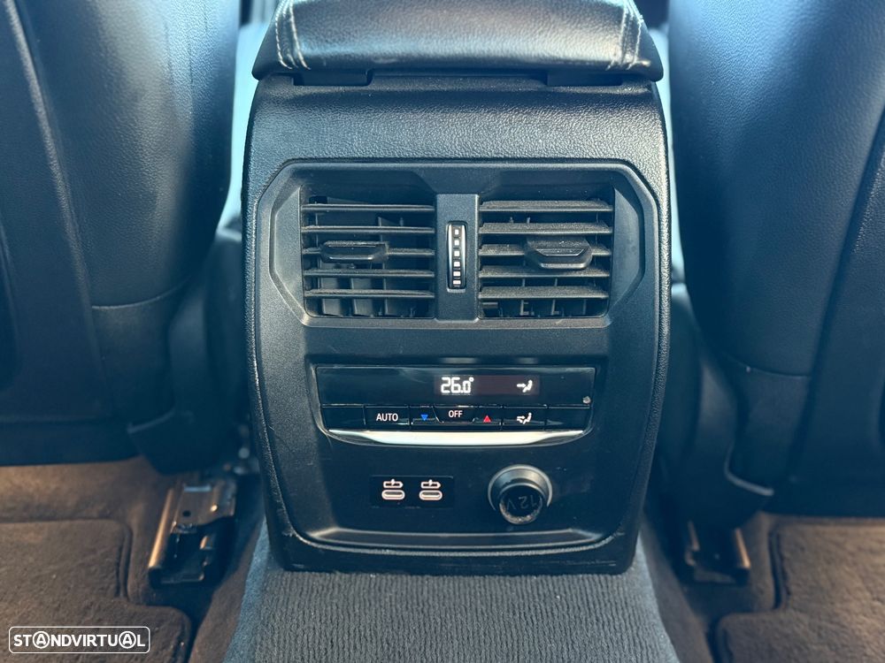 BMW 320 d Pack M Auto - 13