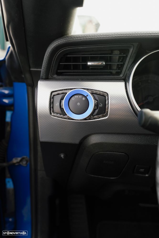 Ford Mustang 2.3i EcoBoost Aut. - 24