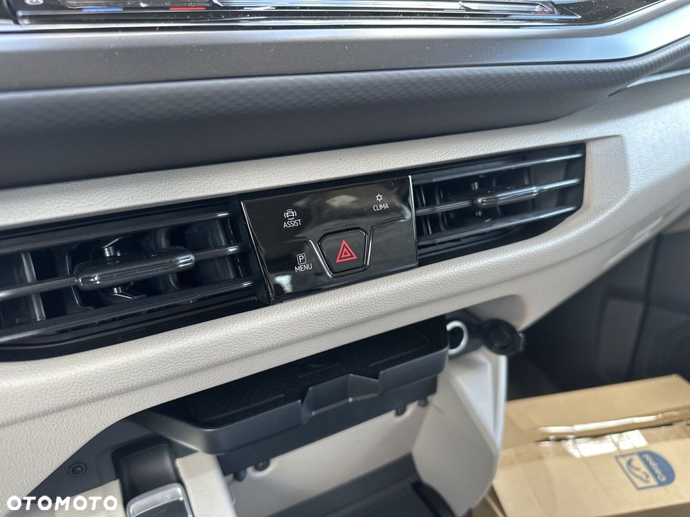 Volkswagen California - 24