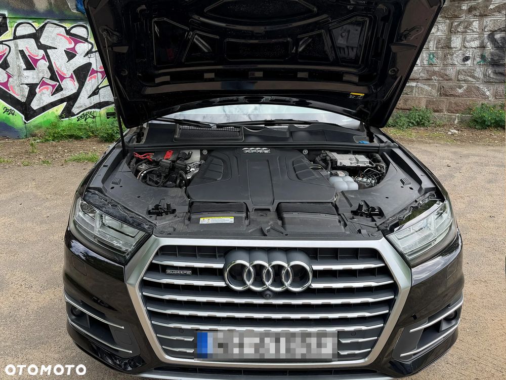 Audi Q7 3.0 TFSI Quattro Tiptronic - 12