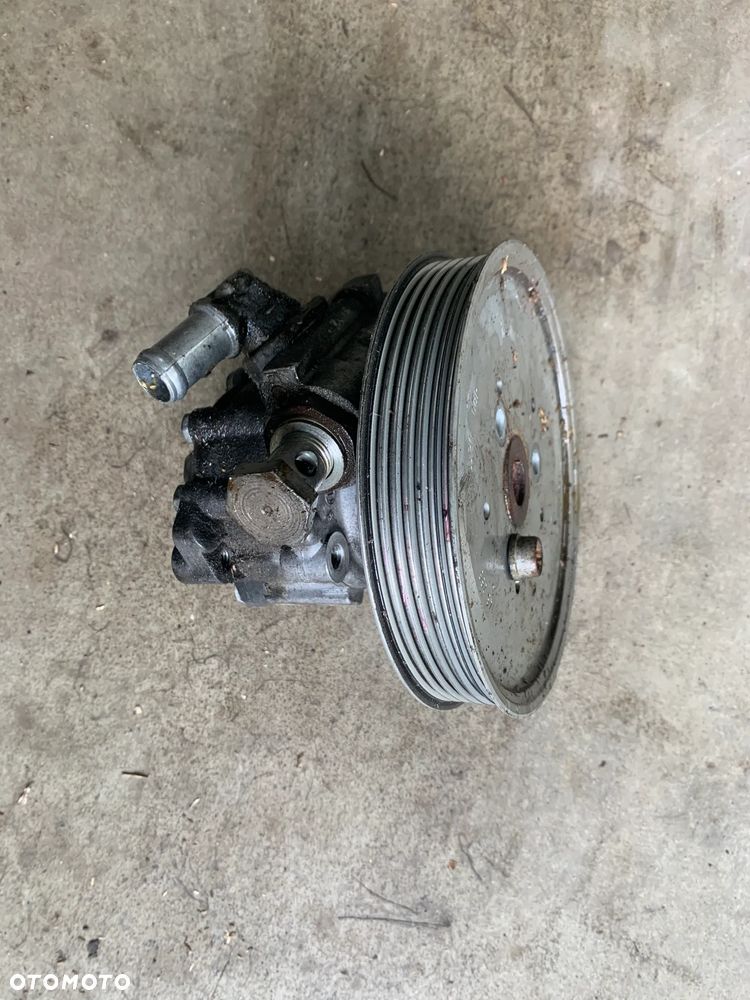 pompa wspomagania 4F0145155C Audi A6 C6 2.4 - 1