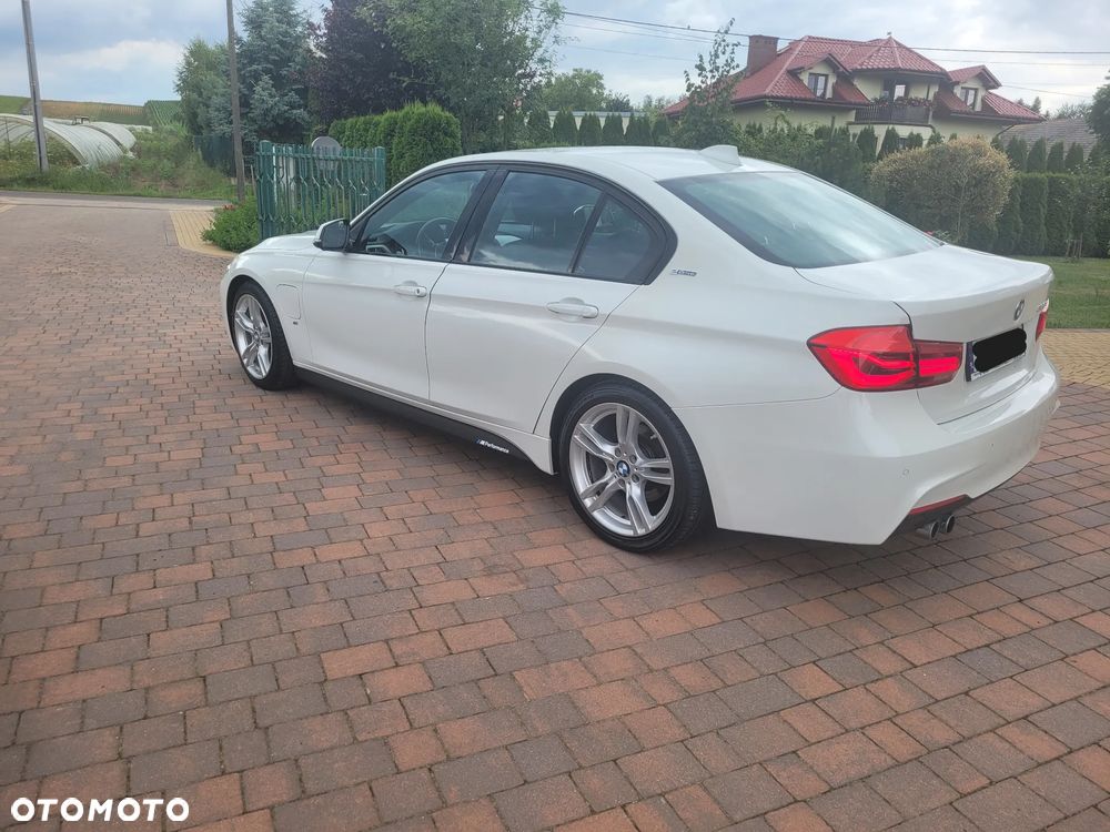 BMW Seria 3 330e iPerformance M Sport - 7