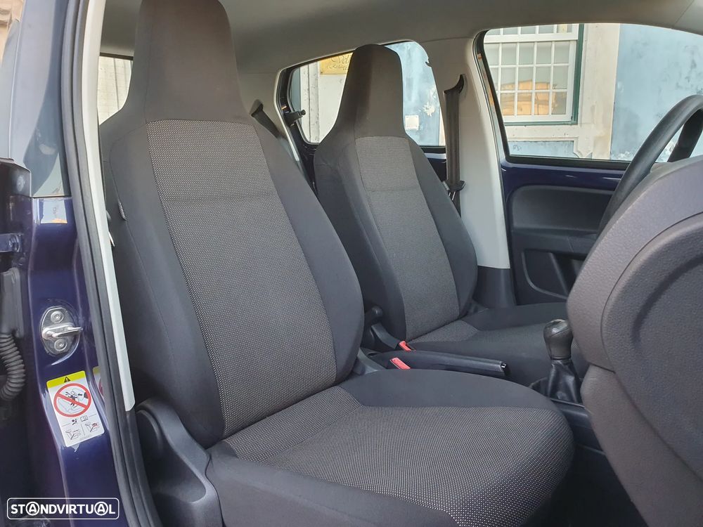 VW Up! 1.0 BMT Move - 34