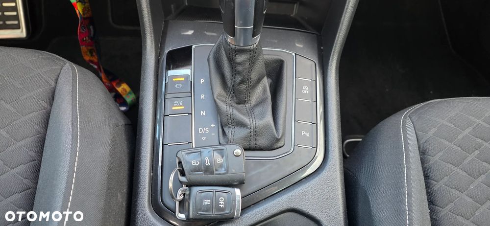 Volkswagen Tiguan - 10