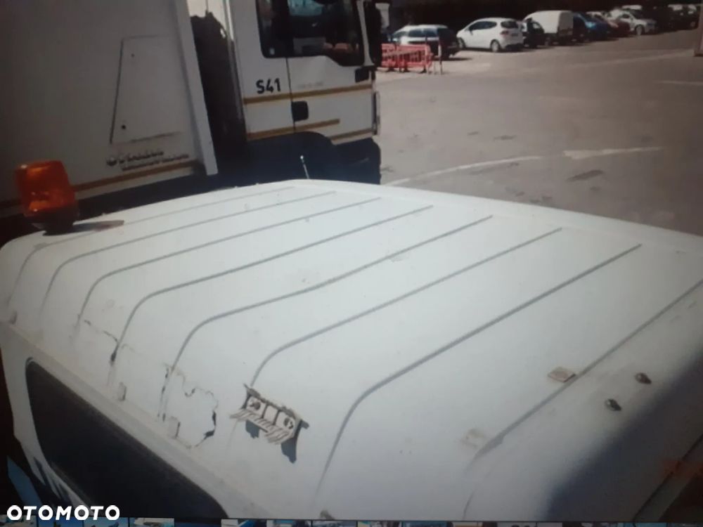 Mitsubishi CANTER - 30