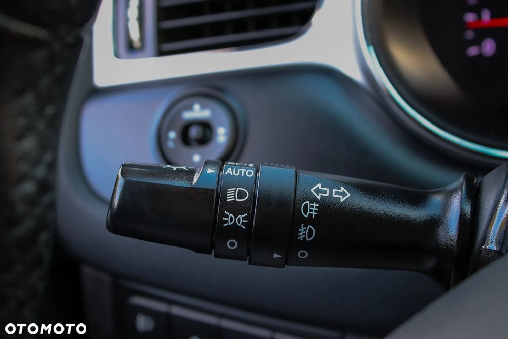 Kia Ceed 1.6 CRDi 128 ISG SW Vision - 32