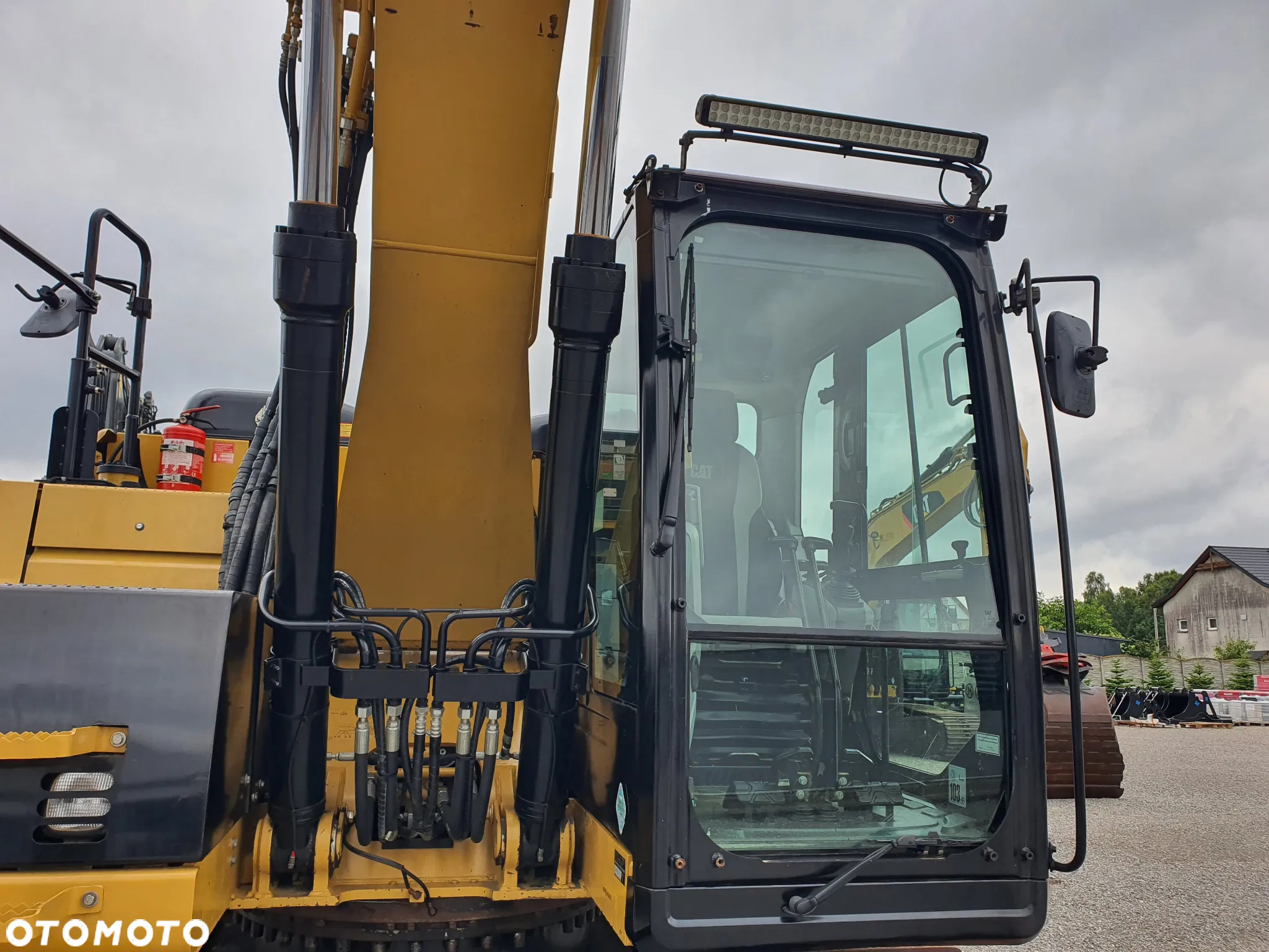 Caterpillar 320 EL RR - 30