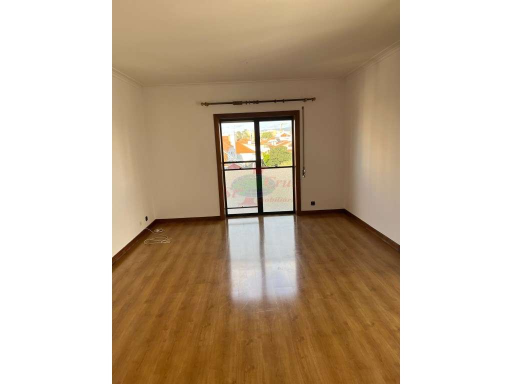 Apartamento T3 - Celas - Grande imagem: 3/17