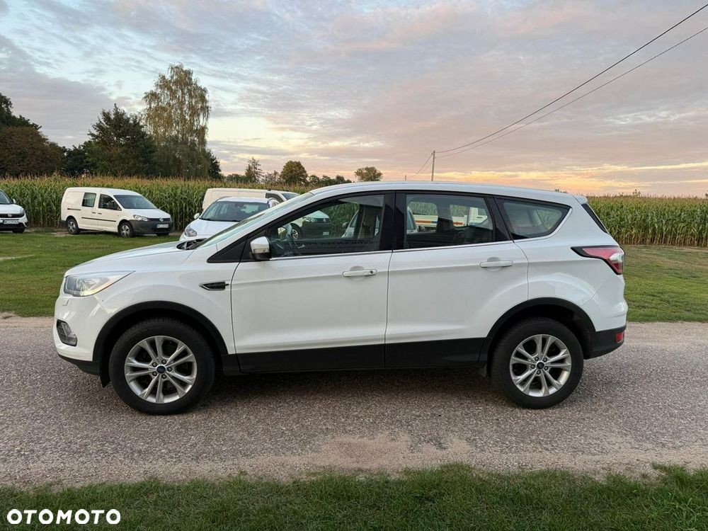 Ford Kuga - 2