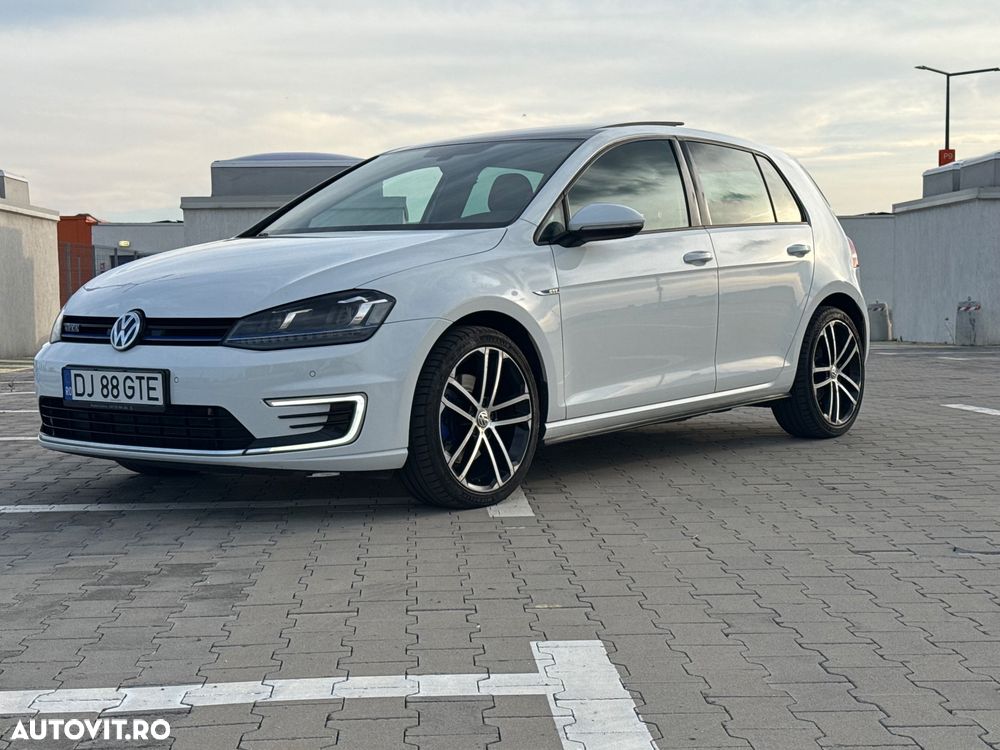 Volkswagen Golf Standard - 3