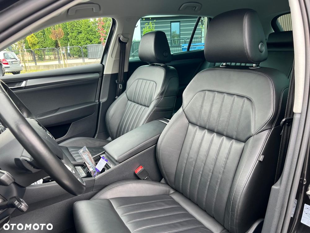 Skoda Superb 2.0 TDI 4x4 Style DSG - 17