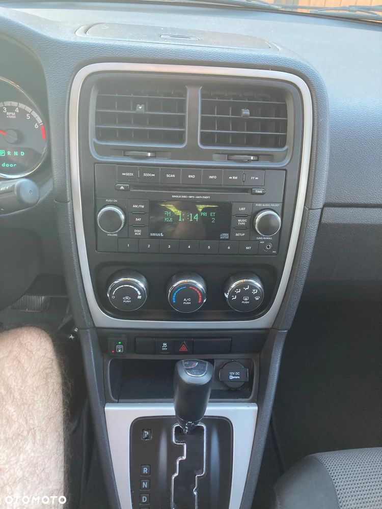 Dodge Caliber 2.0 CVT SXT - 2