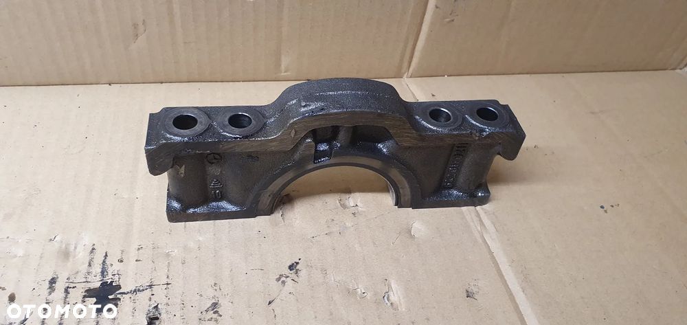 Stopa stopka podpora mocowanie wału Mercedes ML W164 3.0 CDI 6420110211 - 3