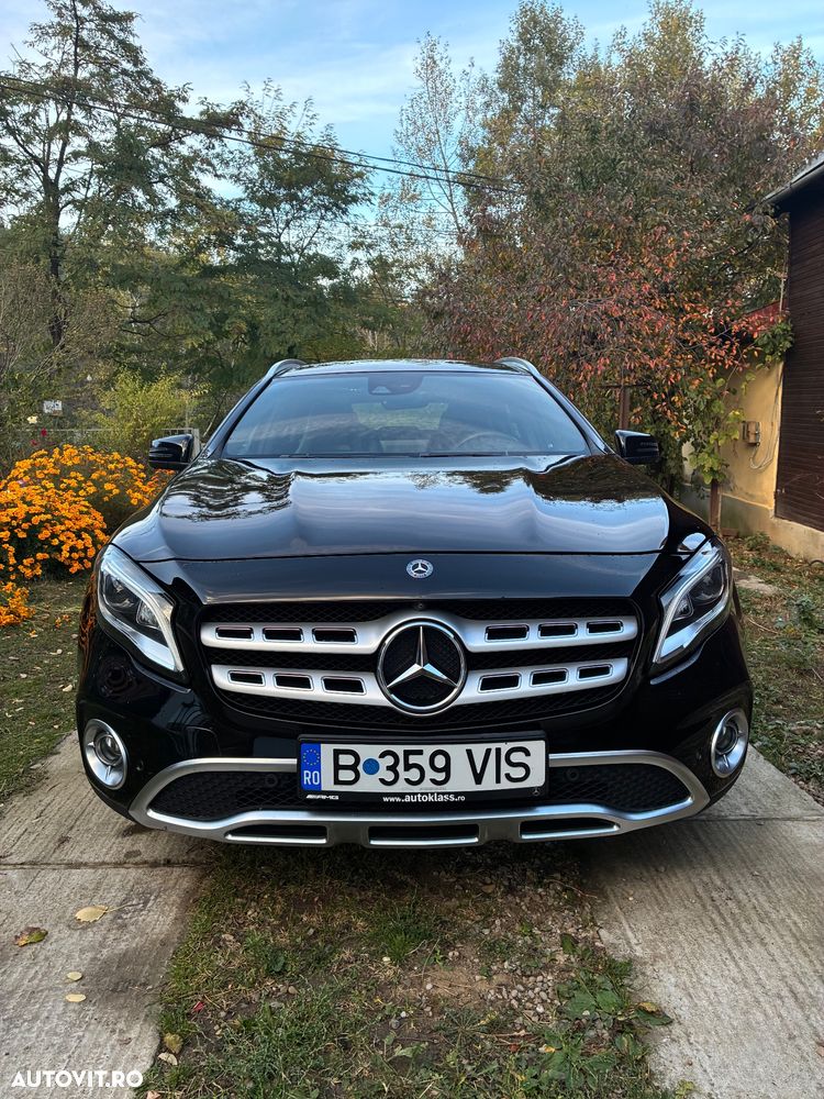 Mercedes-Benz GLA - 8