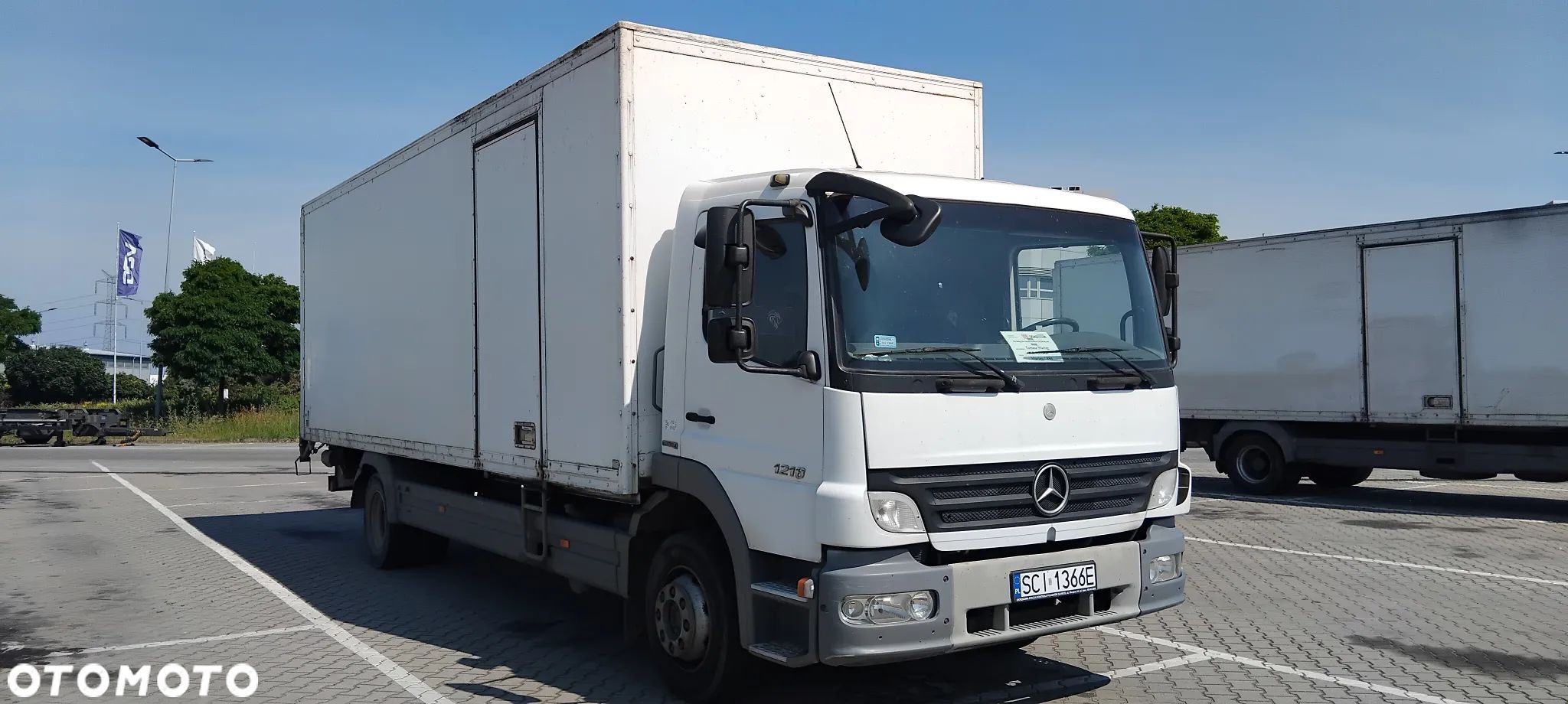 Mercedes-Benz 1218 - 1