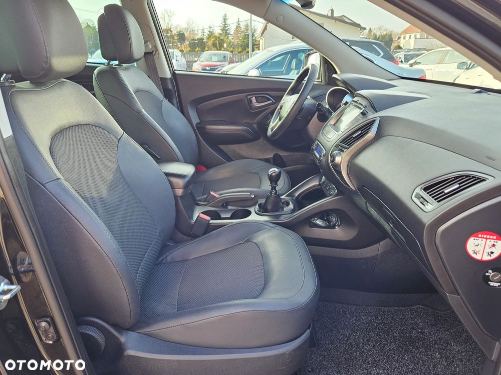 Hyundai ix35 1.6 GDI Premium 2WD - 21