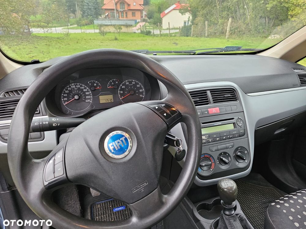 Fiat Punto 1.2 8V Active - 6