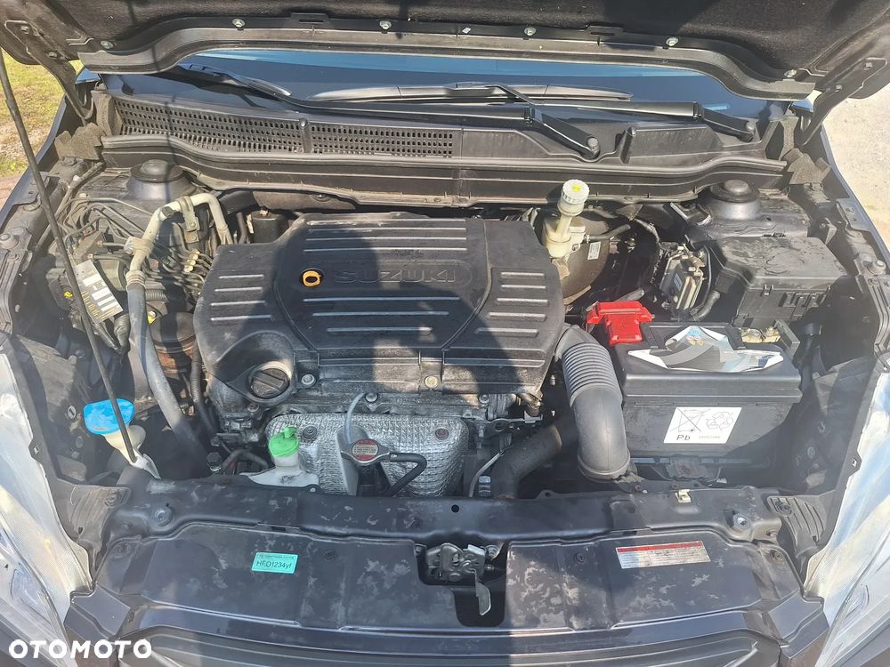 Suzuki SX4 1.6 Premium - 11