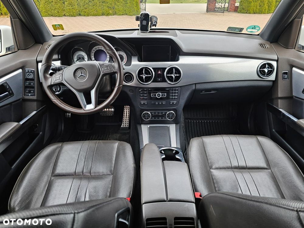 Mercedes-Benz GLK - 11
