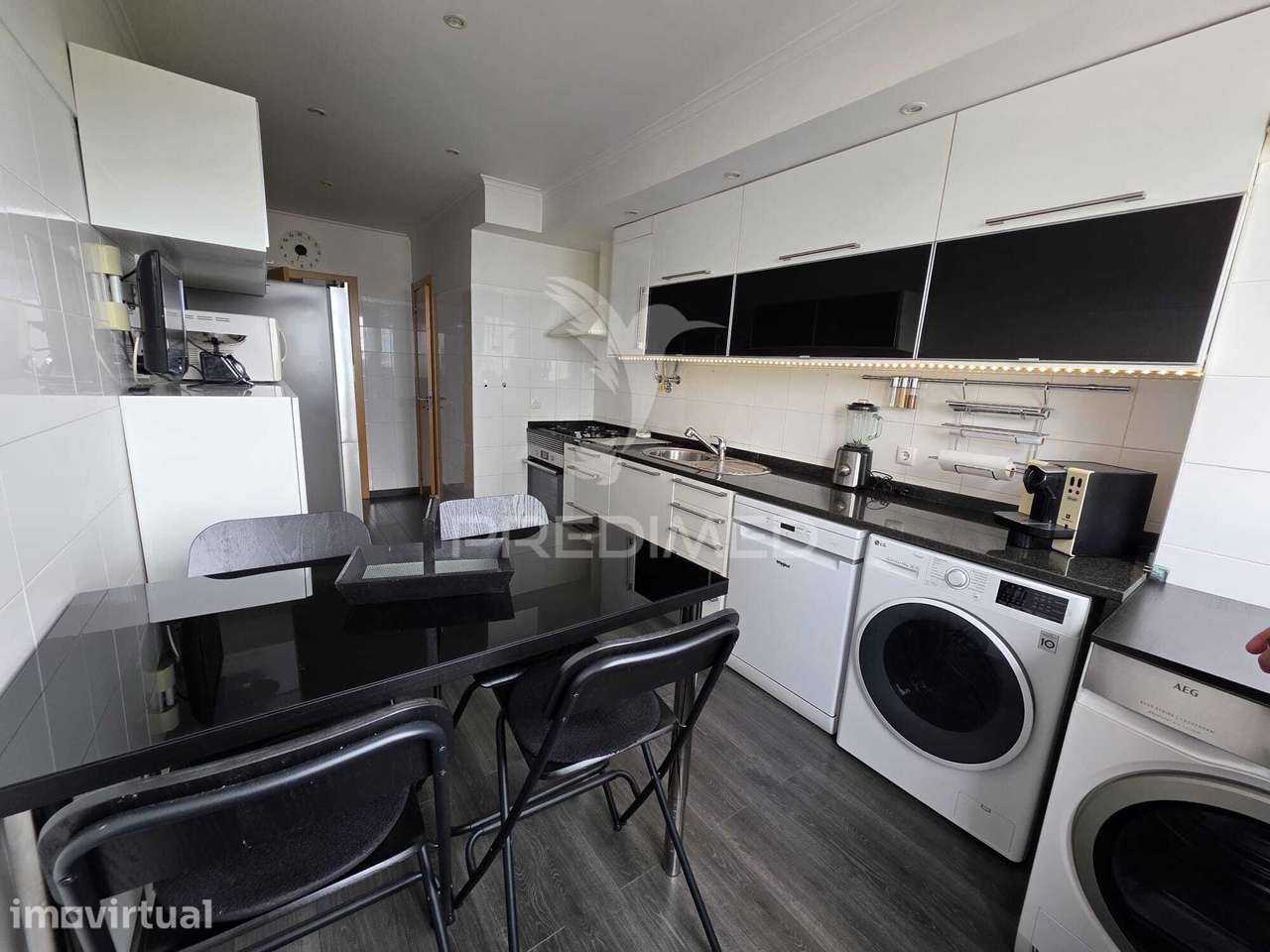T3 Renovado na Portela | Garagem, Arrecadação e Certificação Energé... - Grande imagem: 2/21