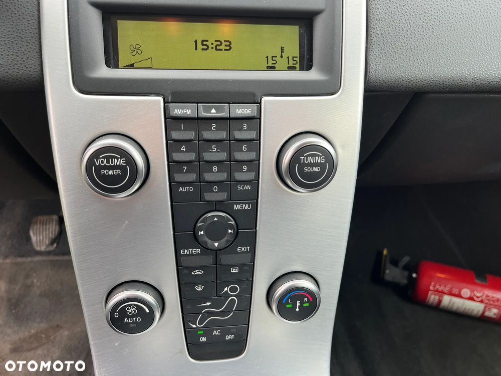Volvo V50 DPF DRIVe Momentum - 28
