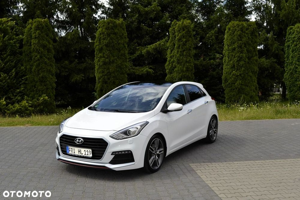 Hyundai i30 1.6 GDI Turbo Luxury - 2