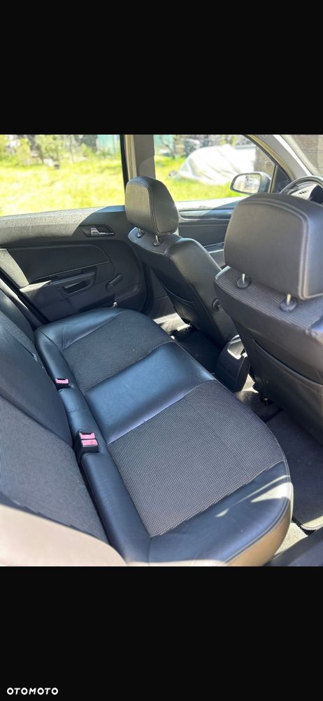 Opel Astra 1.6 Sport - 8