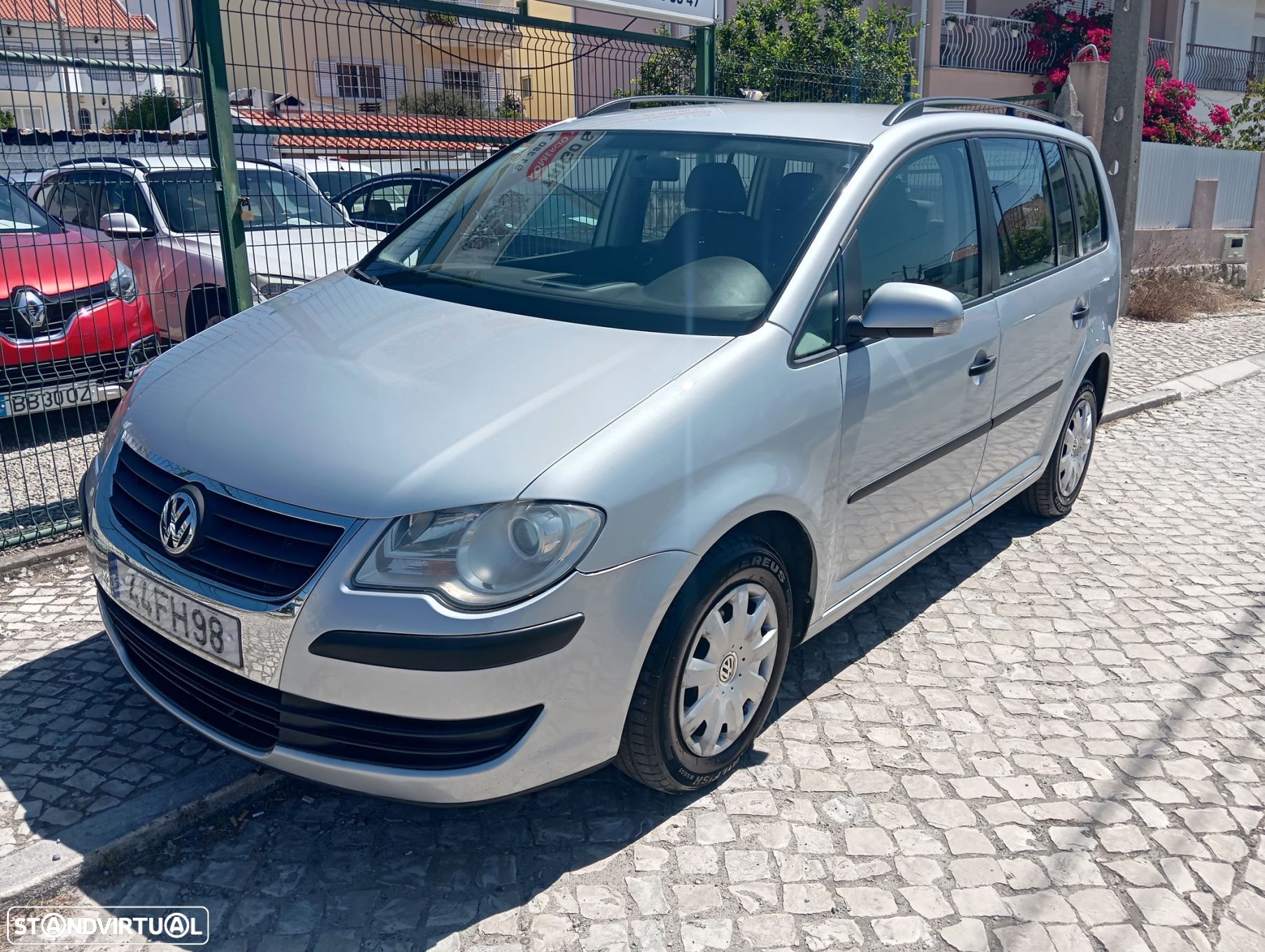 VW Touran 1.4 TSI Conceptline 7L - 1