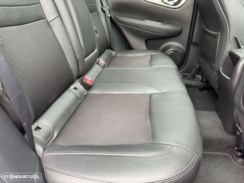 Nissan Qashqai 1.6 dCi Acenta Connect Xtronic - 20