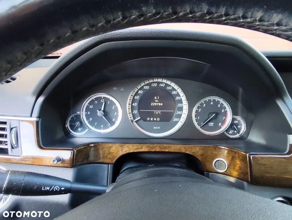 Mercedes-Benz Klasa E - 11