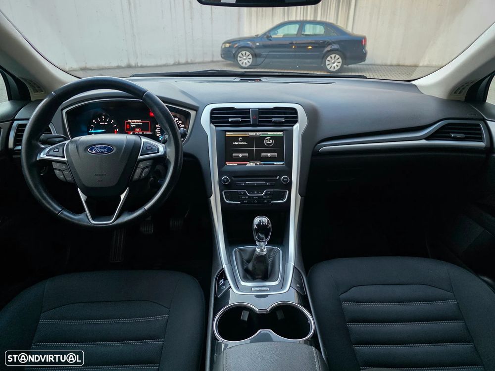 Ford Mondeo SW 1.5 TDCi Titanium - 36