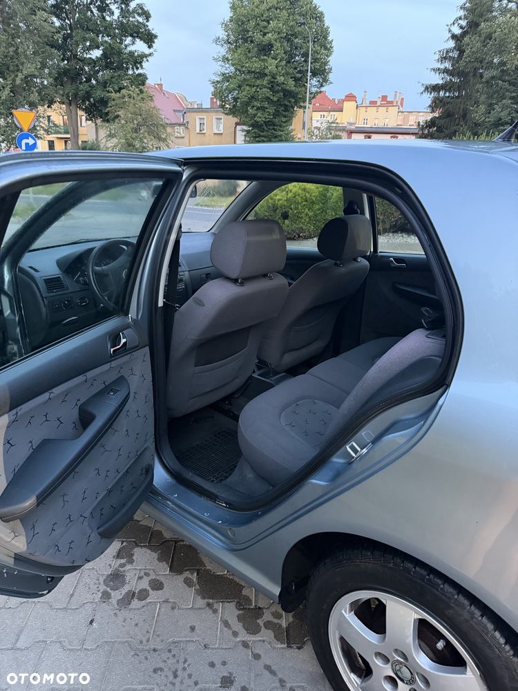 Skoda Fabia - 6
