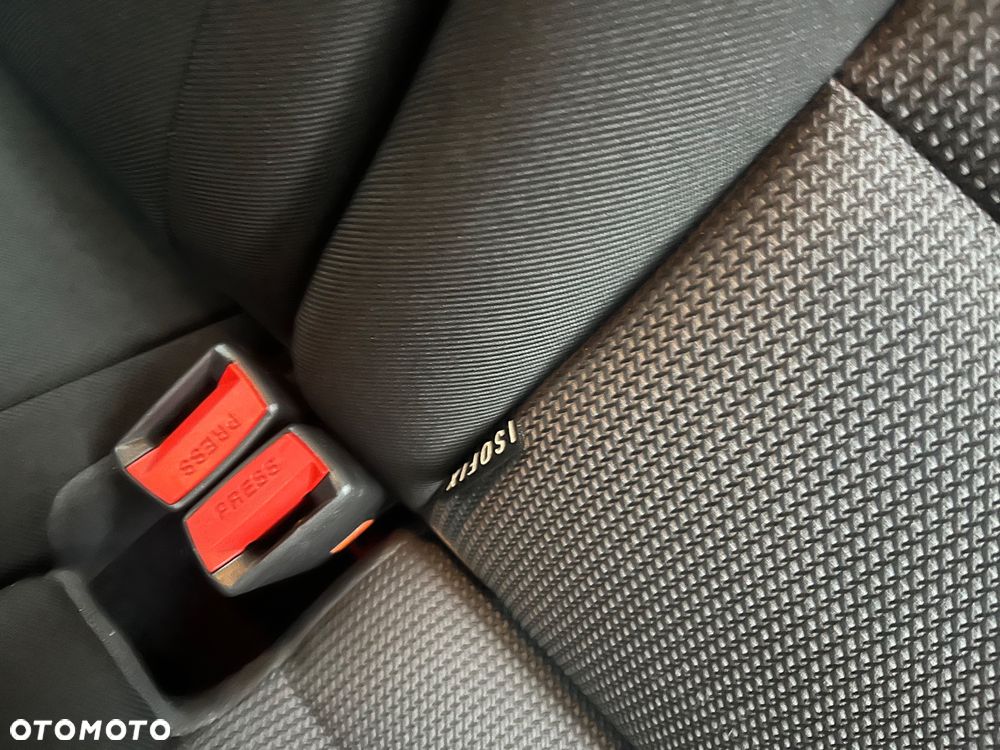 Hyundai i30 i30cw 1.4 Trend - 19
